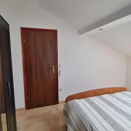 Apartment With One Bathroom Orebic