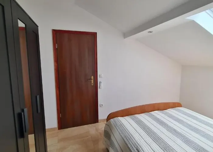 Apartment With One Bathroom Orebic