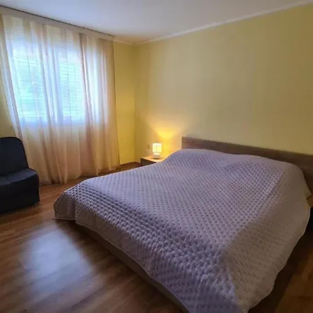 Διαμέρισμα With One Bathroom