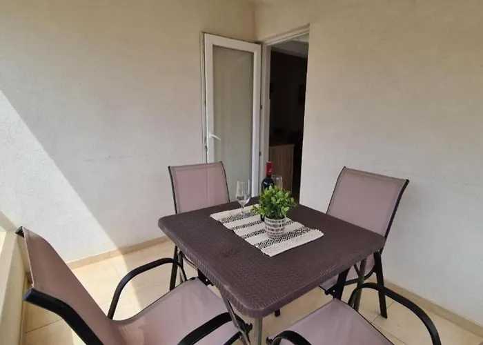 公寓 With One Bathroom *